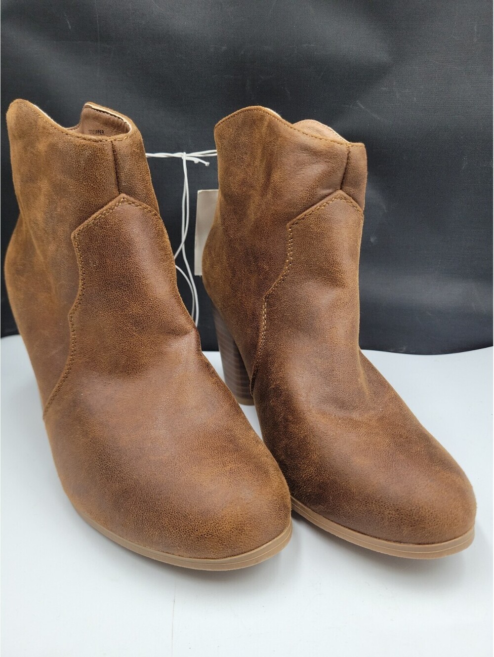 New Womens Size 10 Zanna Tan Brown Side Zip Ankle Booties Block Heel NWT